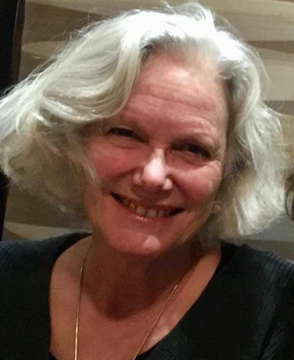 Aline Ordman Profile Picture Art mentor Aline Ordman