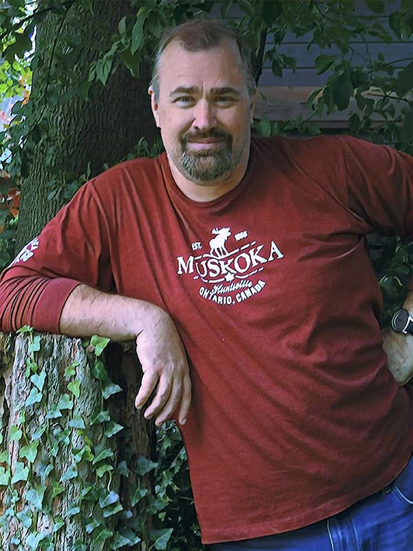 Lee Munn profile picture Art Class Tutor Lee Munn
